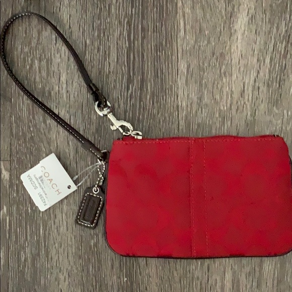 Red Coach wallet - Picture 2 of 4